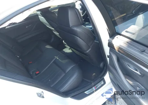 2016 BMW M5 z USA, uszkodzony, nr VIN WBSFV9C52GD595775